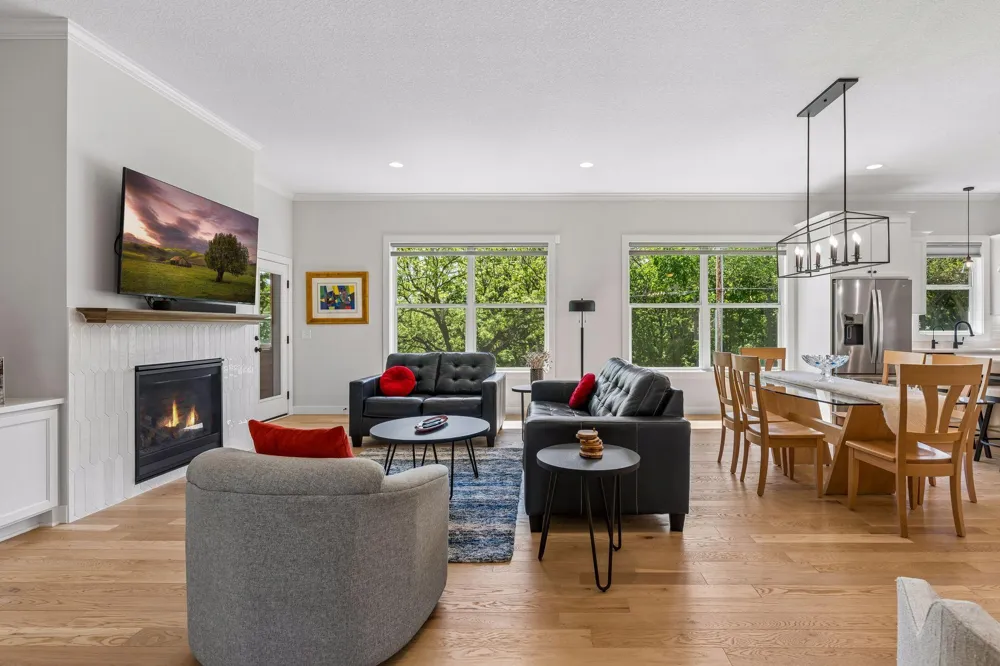 5525 Eden Prairie Road Minnetonka, MN 55345