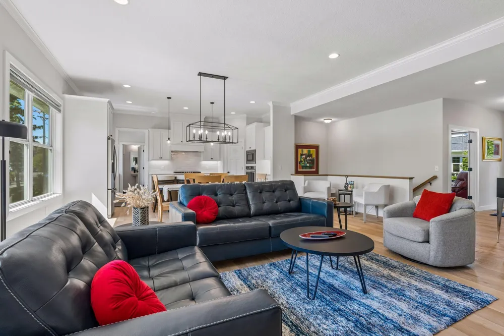 5525 Eden Prairie Road Minnetonka, MN 55345