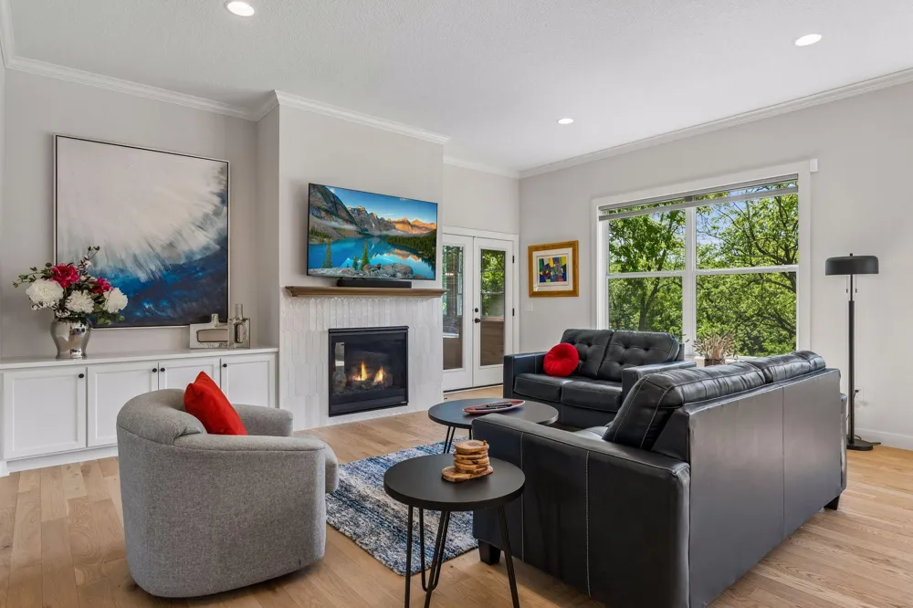 5525 Eden Prairie Road Minnetonka, MN 55345