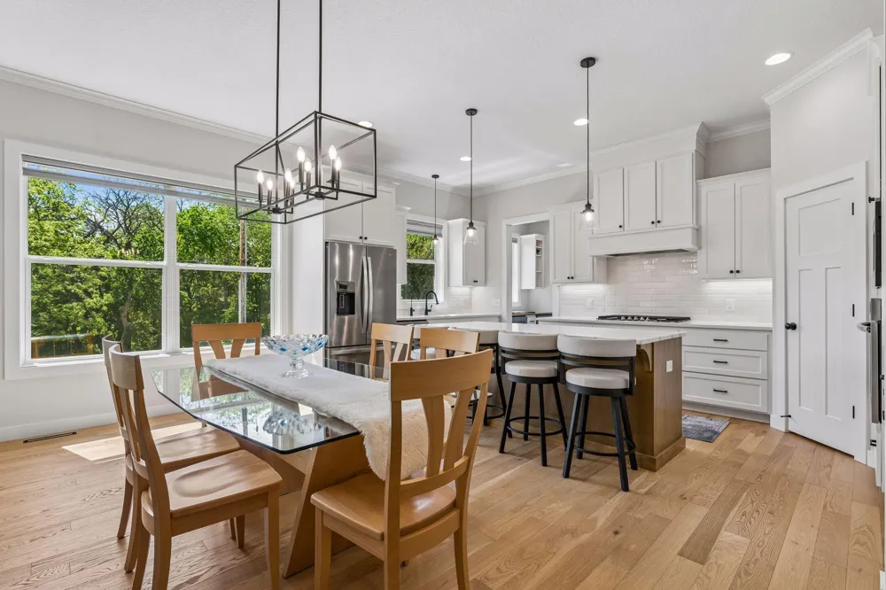 5525 Eden Prairie Road Minnetonka, MN 55345