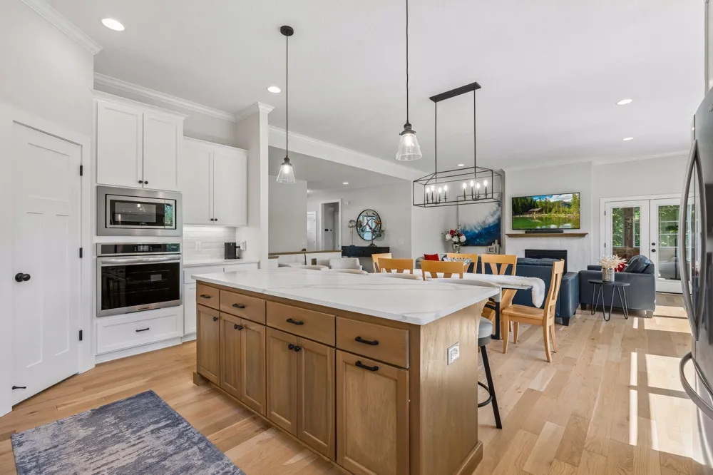 5525 Eden Prairie Road Minnetonka, MN 55345