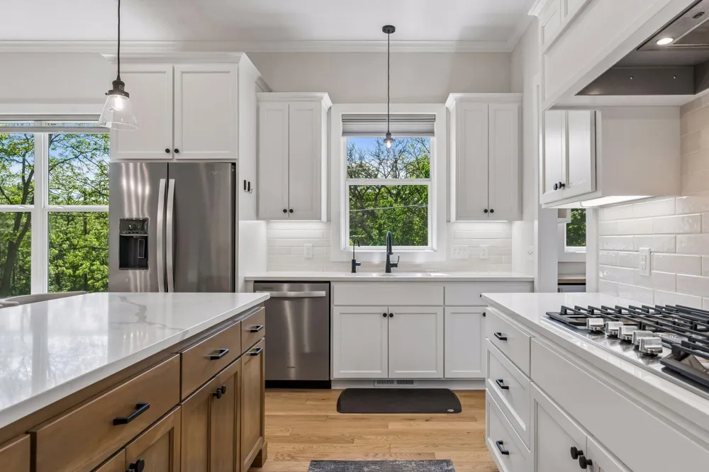 5525 Eden Prairie Road Minnetonka, MN 55345