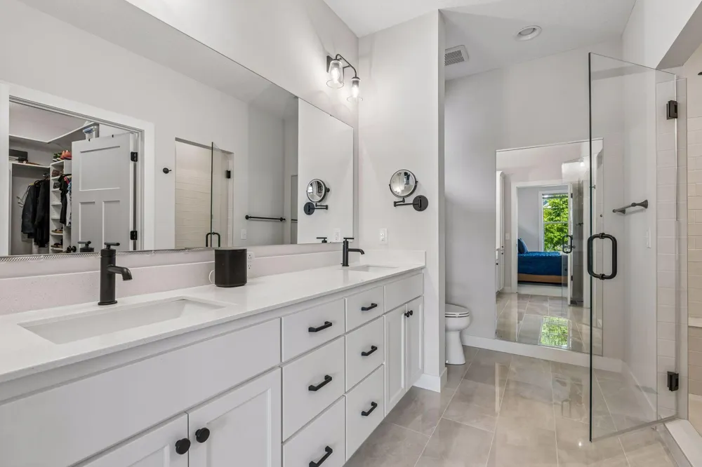 5525 Eden Prairie Road Minnetonka, MN 55345