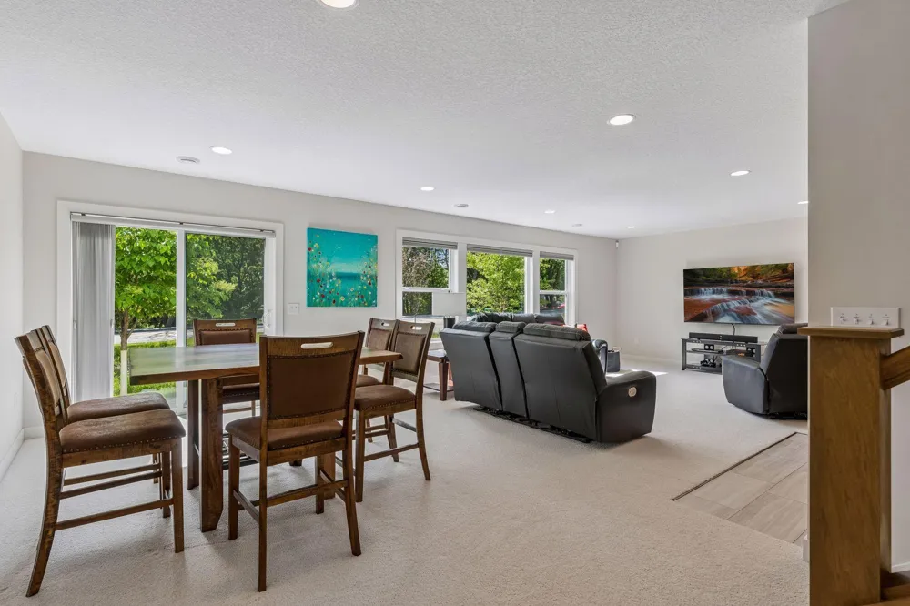 5525 Eden Prairie Road Minnetonka, MN 55345