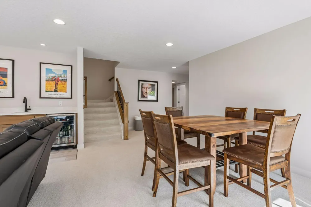 5525 Eden Prairie Road Minnetonka, MN 55345