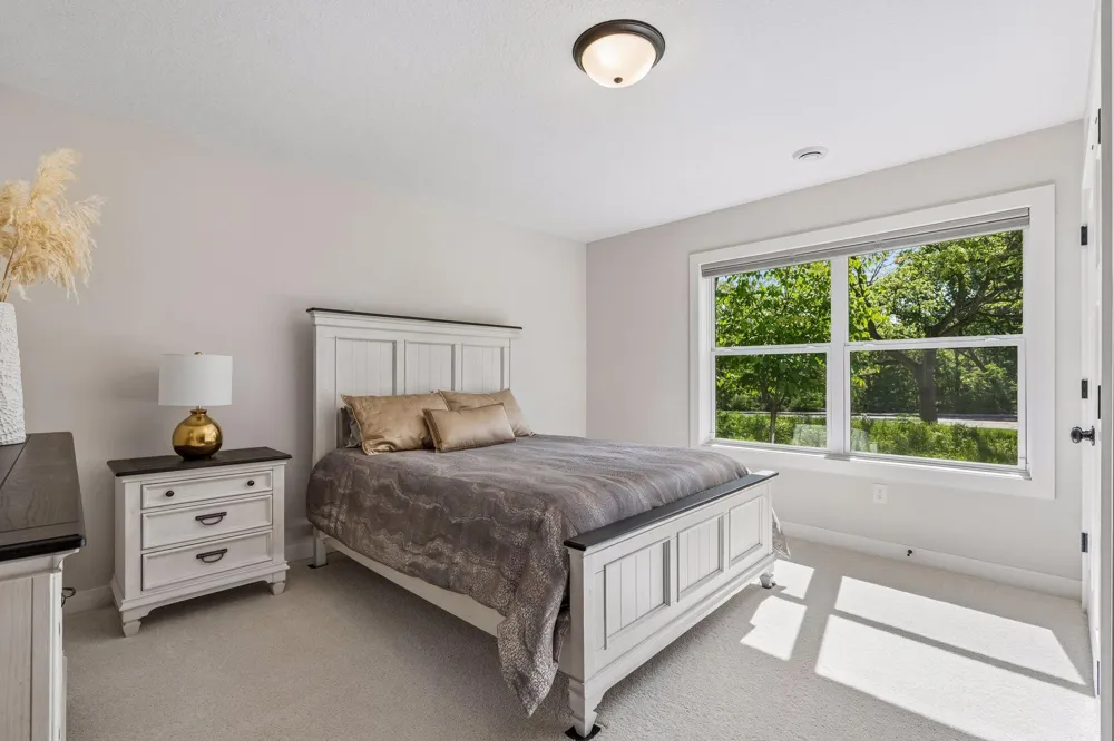 5525 Eden Prairie Road Minnetonka, MN 55345