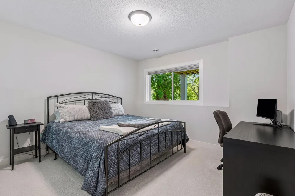 5525 Eden Prairie Road Minnetonka, MN 55345
