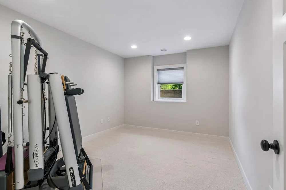 5525 Eden Prairie Road Minnetonka, MN 55345