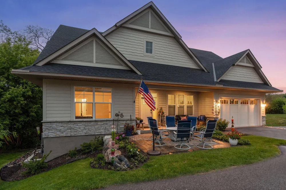 5525 Eden Prairie Road Minnetonka, MN 55345