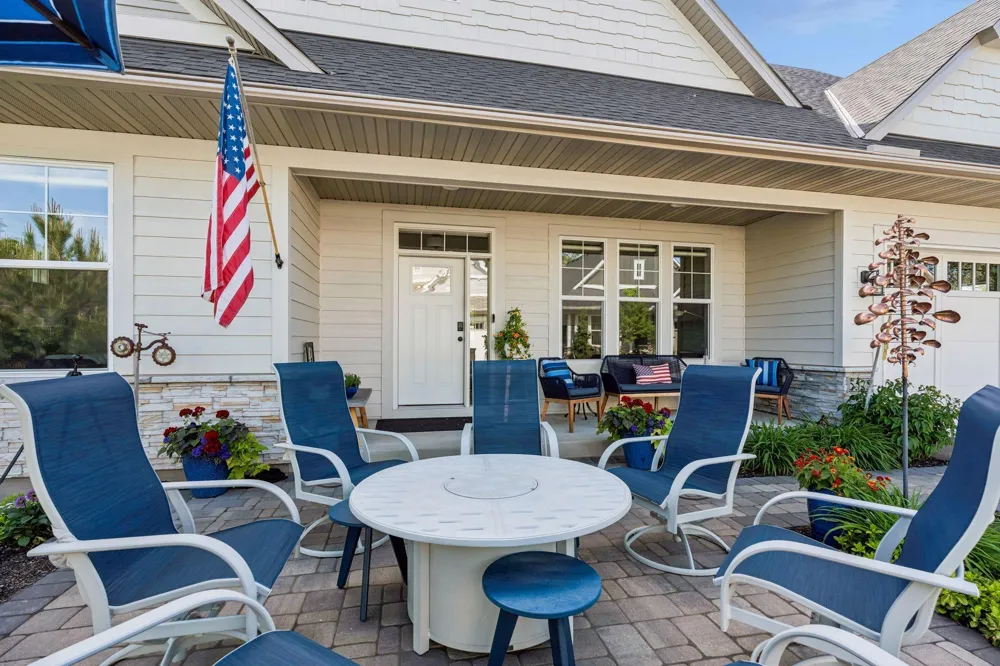 5525 Eden Prairie Road Minnetonka, MN 55345