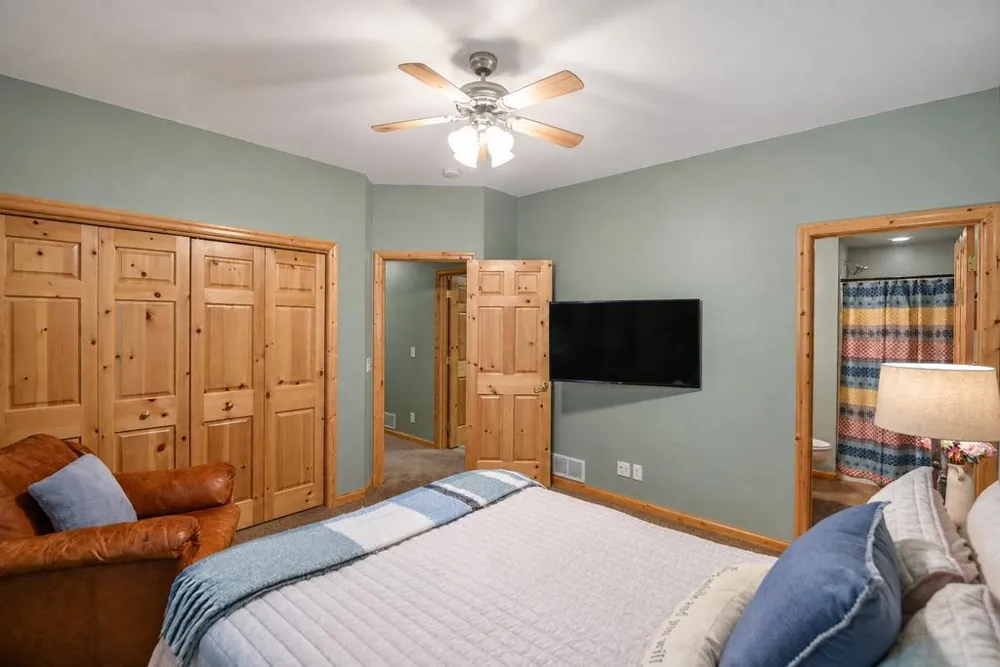 7778 Chickasaw Circle Breezy Point, MN 56472