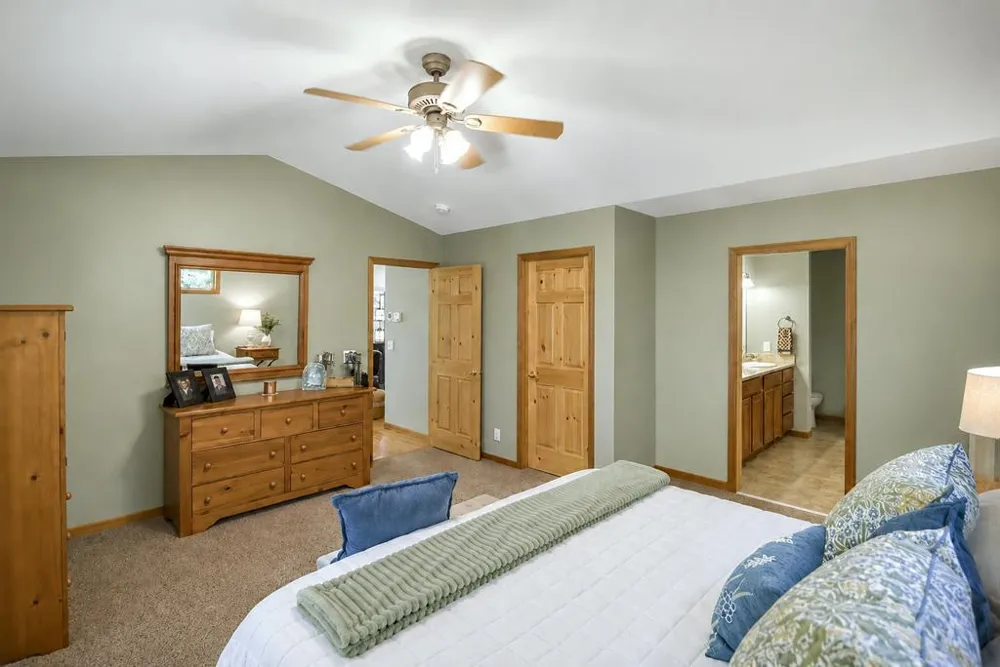 7778 Chickasaw Circle Breezy Point, MN 56472