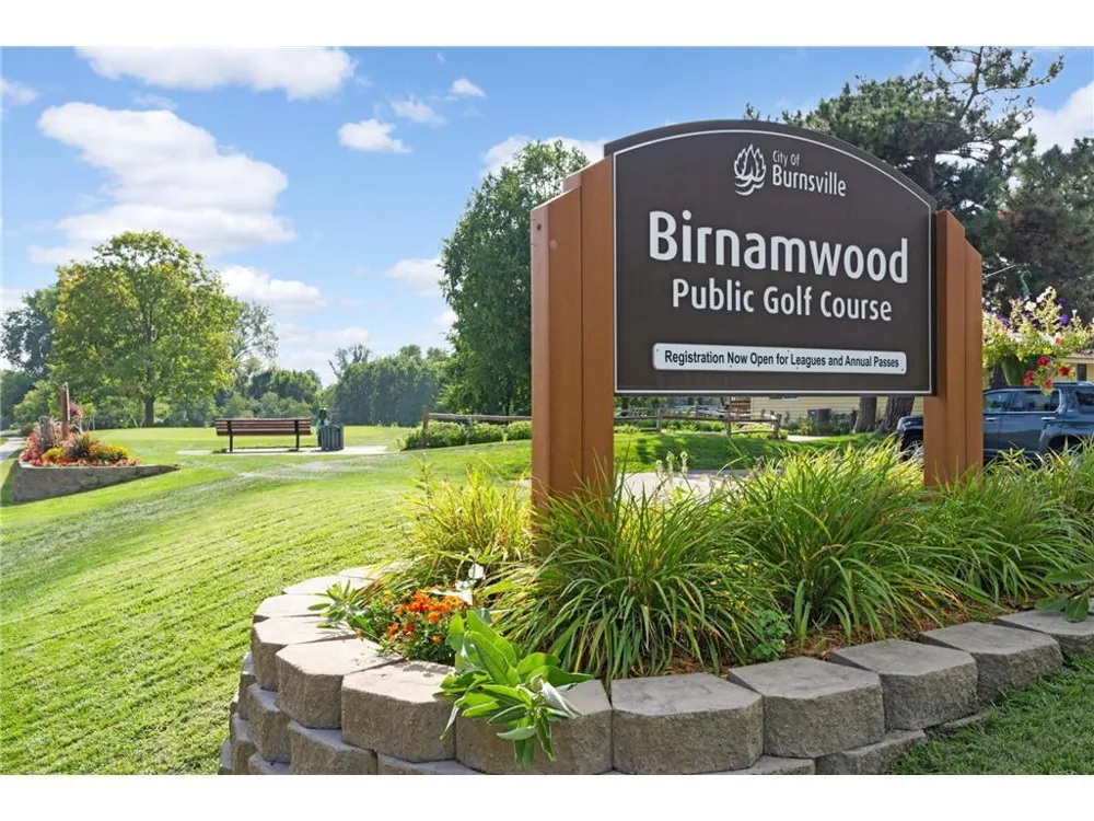 28 Birnamwood Drive Burnsville, MN 55337
