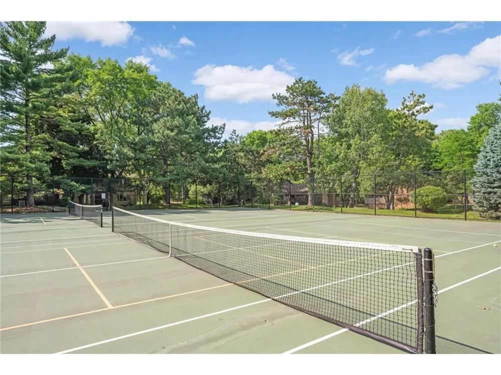28 Birnamwood Drive Burnsville, MN 55337