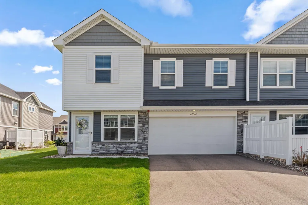21902 Denton Avenue Farmington, MN 55024