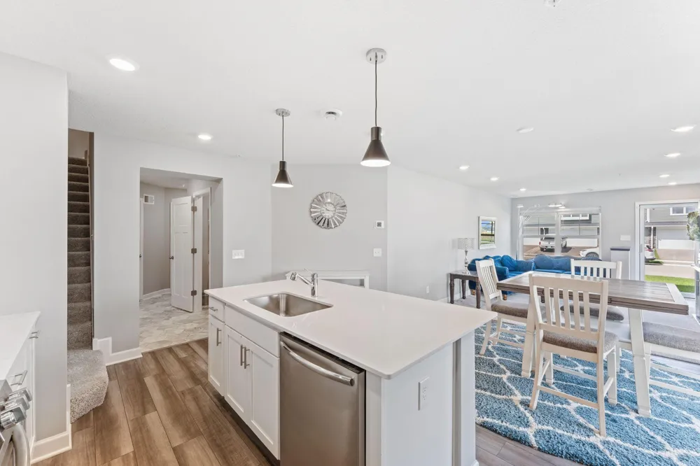 21902 Denton Avenue Farmington, MN 55024