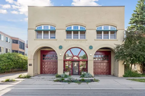 3524 Hennepin Avenue #4