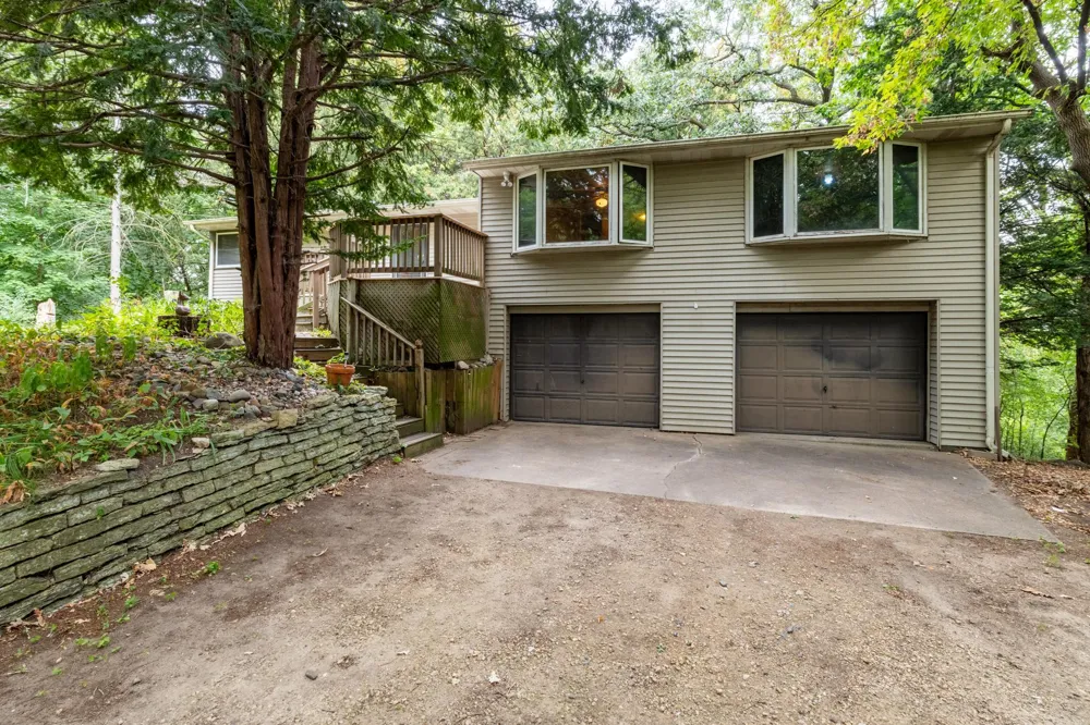 1045 Mcknight Road S Saint Paul, MN 55119