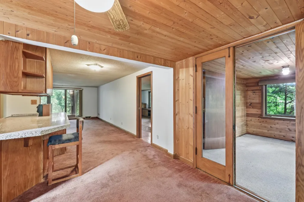 1045 Mcknight Road S Saint Paul, MN 55119