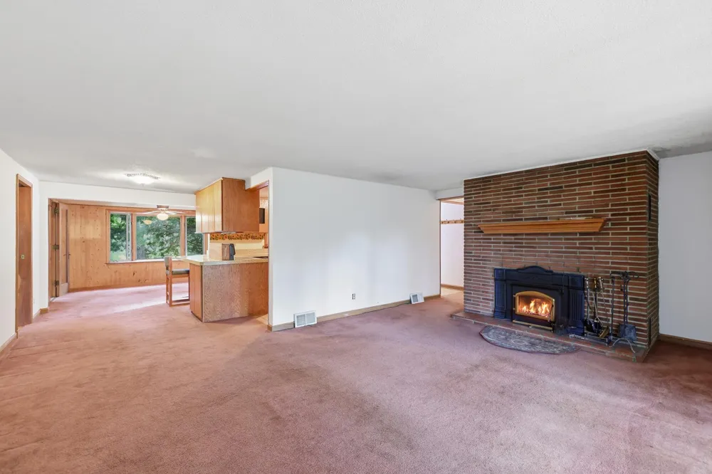 1045 Mcknight Road S Saint Paul, MN 55119