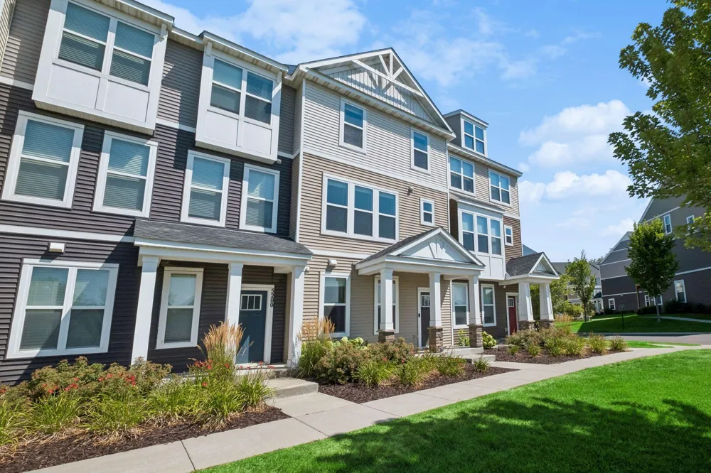 5202 Hampton Street NE Prior Lake, MN 55372