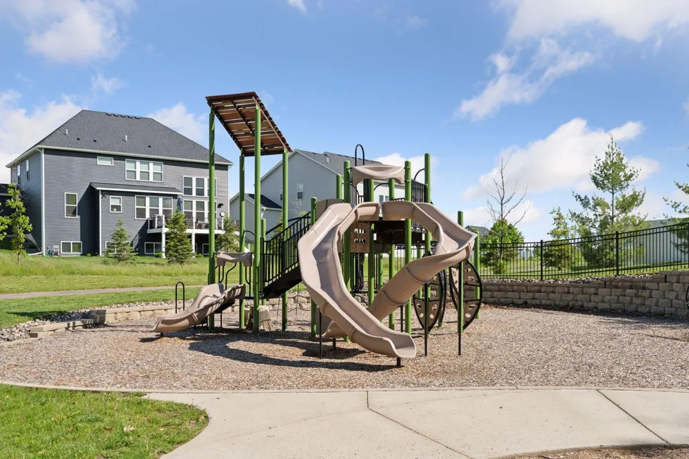5202 Hampton Street NE Prior Lake, MN 55372