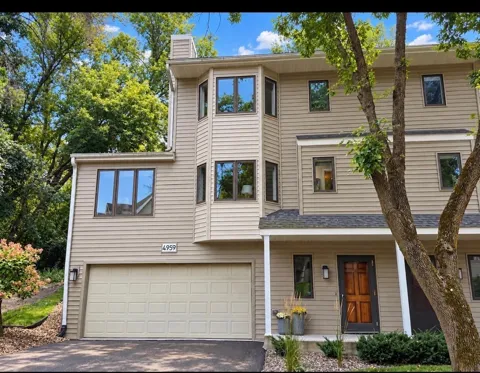 4959 W End Lane