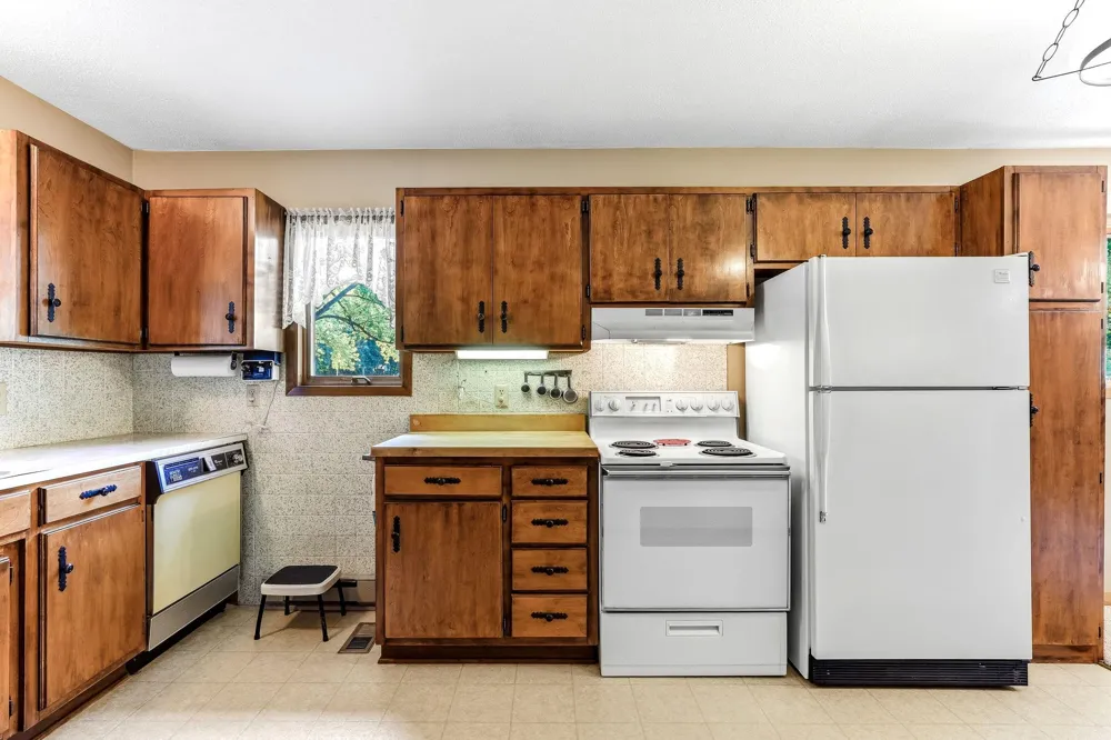 347 Spruce Drive E Annandale, MN 55302