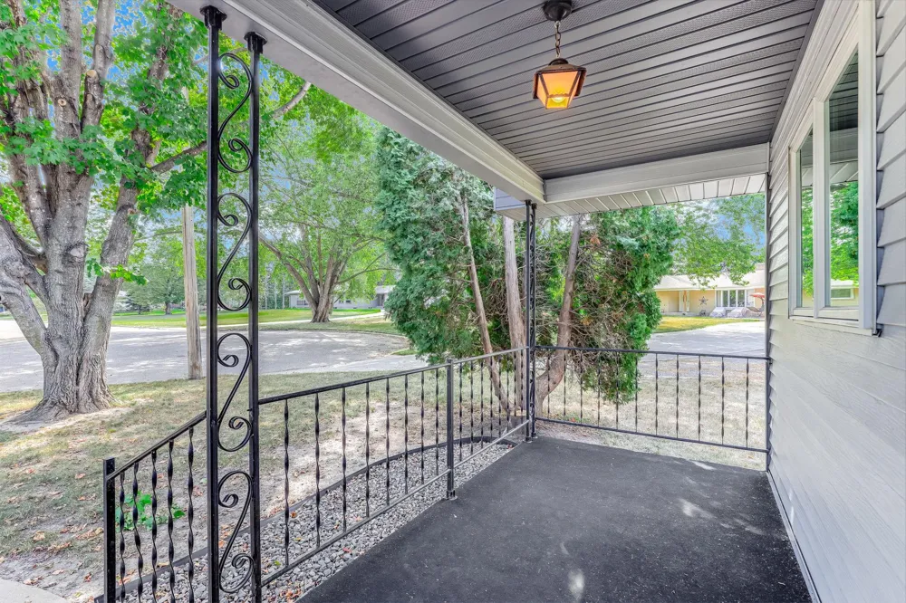 347 Spruce Drive E Annandale, MN 55302