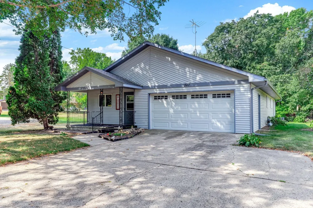 347 Spruce Drive E Annandale, MN 55302