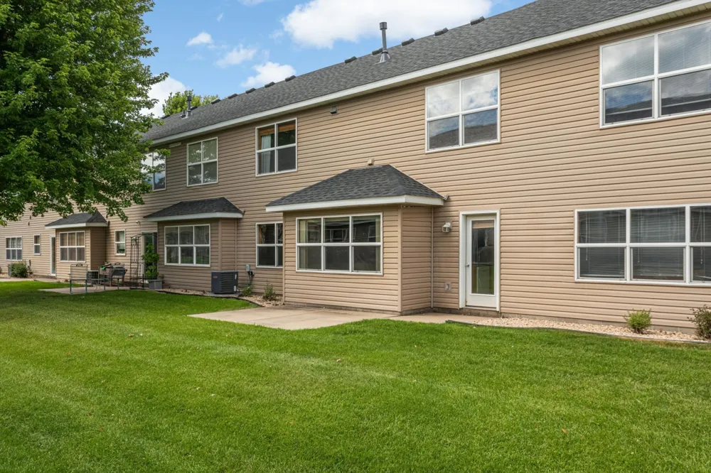 10487 64th Way Albertville, MN 55301