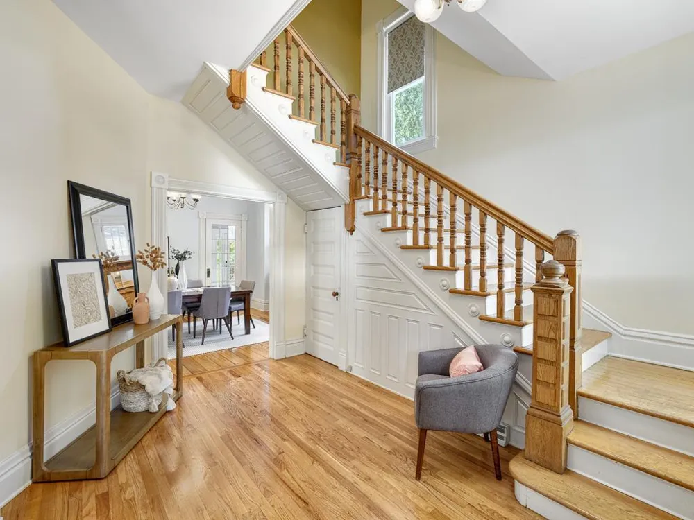820 Osceola Avenue Saint Paul, MN 55105