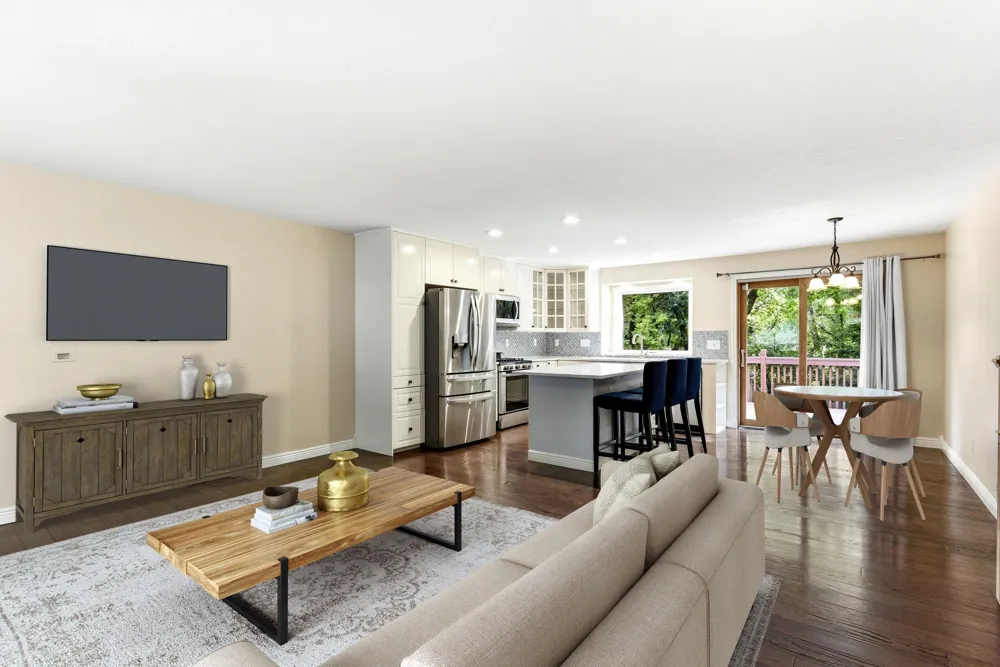7064 Springhill Circle Eden Prairie, MN 55346