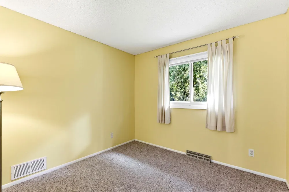 7064 Springhill Circle Eden Prairie, MN 55346