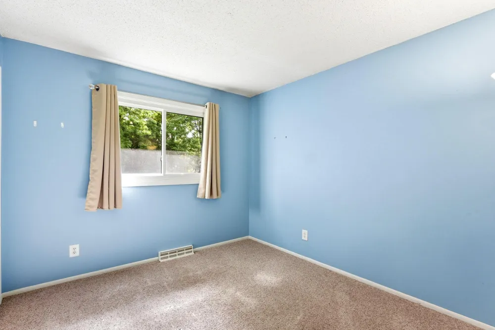 7064 Springhill Circle Eden Prairie, MN 55346