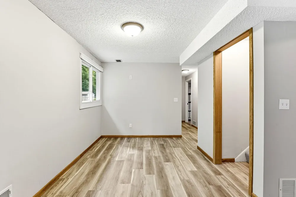 7064 Springhill Circle Eden Prairie, MN 55346