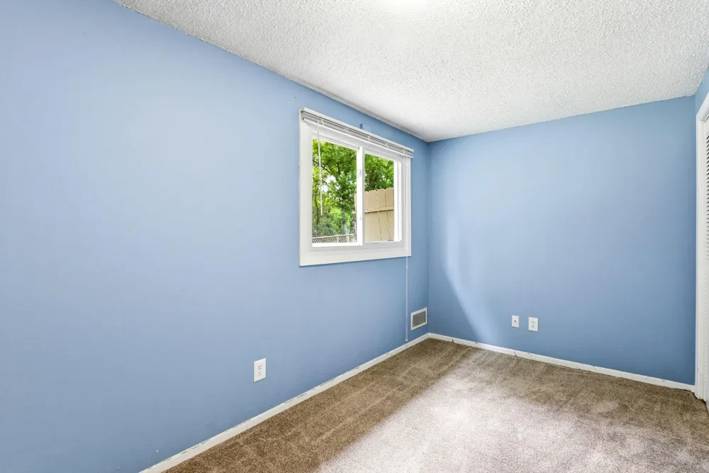 7064 Springhill Circle Eden Prairie, MN 55346