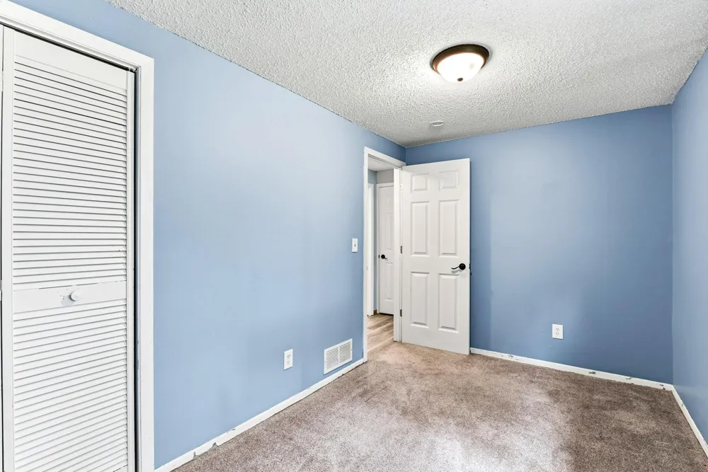7064 Springhill Circle Eden Prairie, MN 55346
