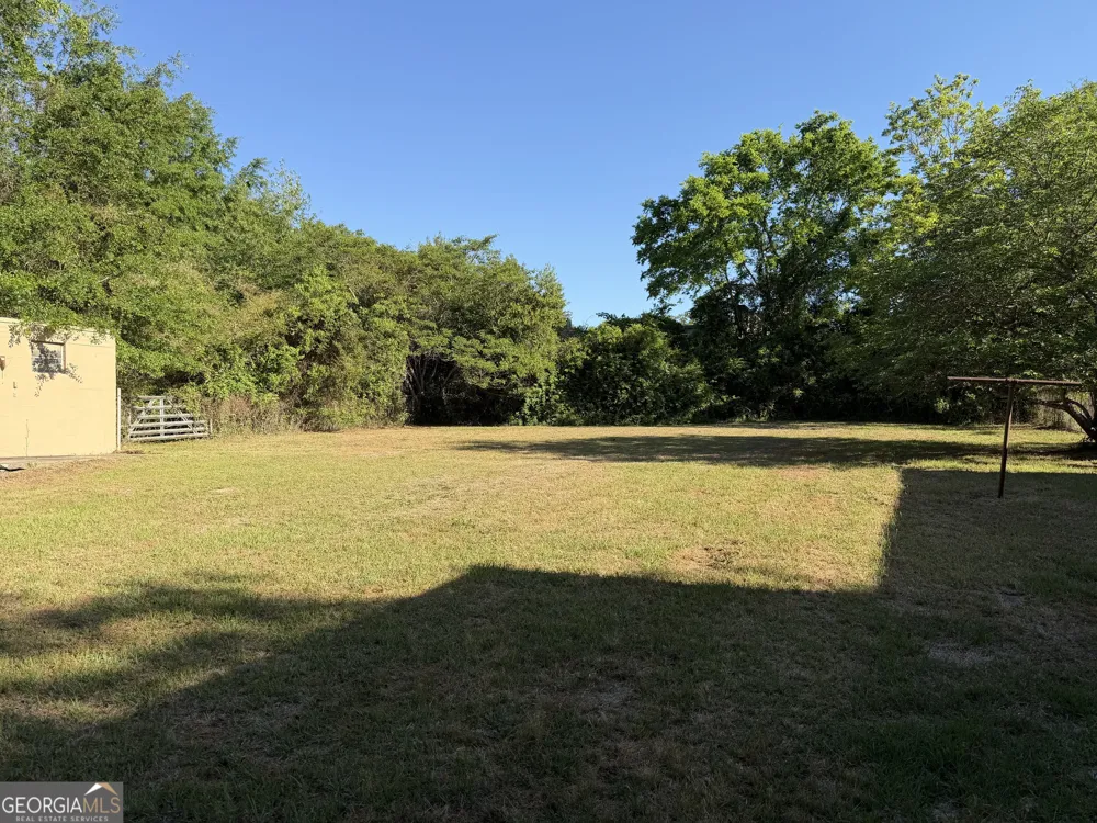 6045 Skipperton RD Macon, GA 31216