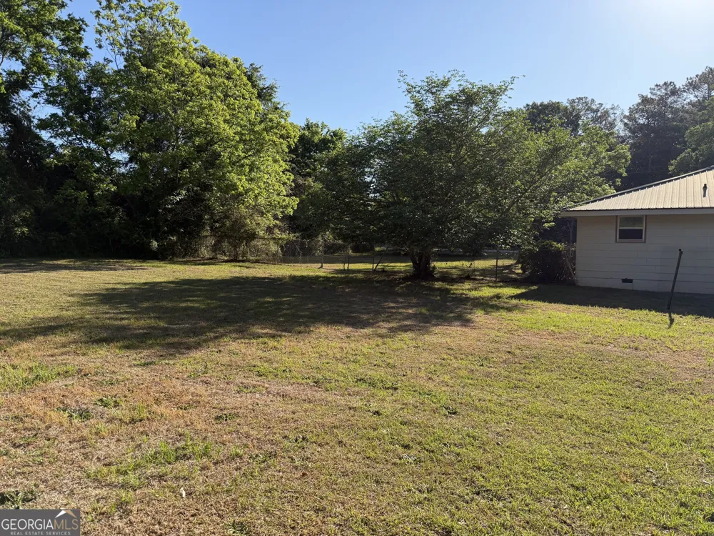 6045 Skipperton RD Macon, GA 31216