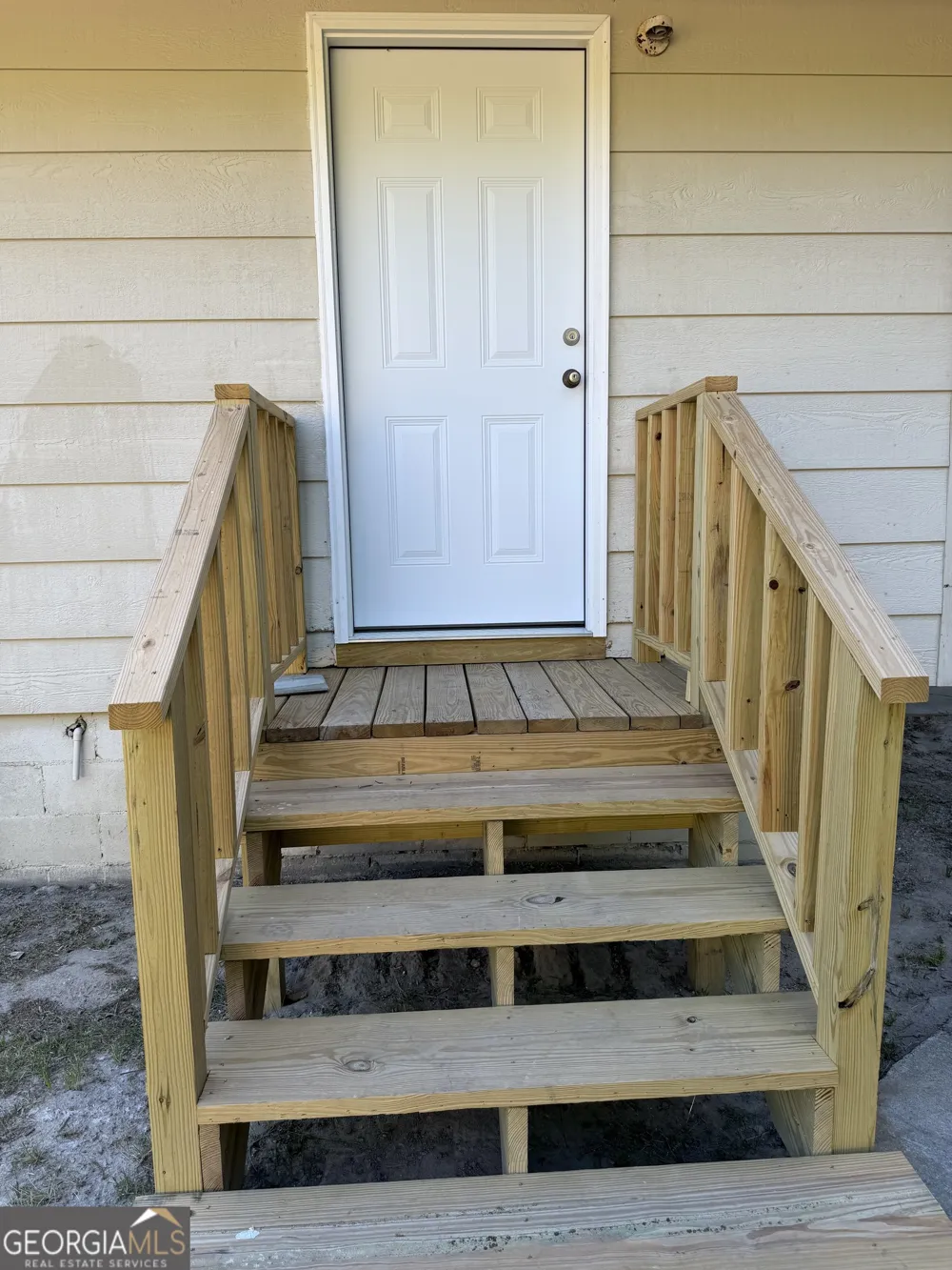 6045 Skipperton RD Macon, GA 31216