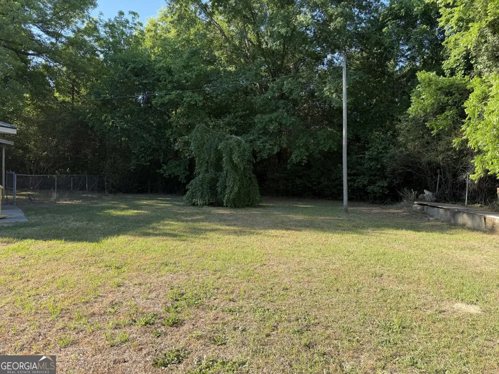 6045 Skipperton RD Macon, GA 31216