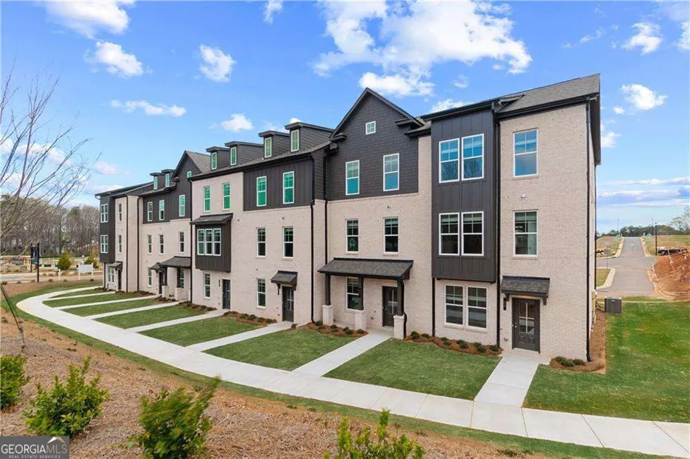 2612 Daybreak LN Newnan, GA 30265