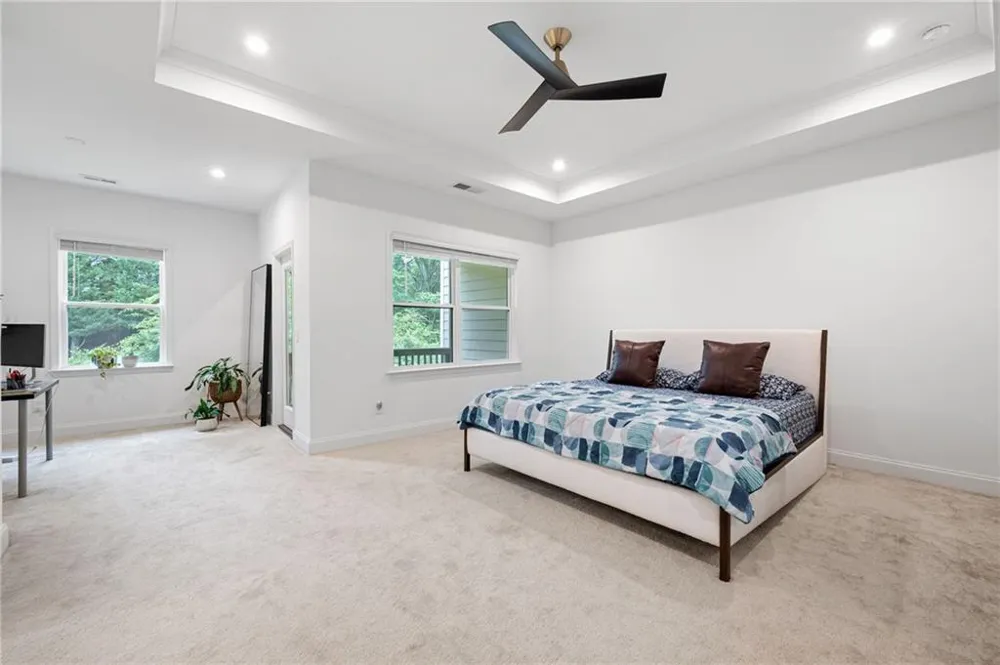 203 Holden Way Woodstock, GA 30189
