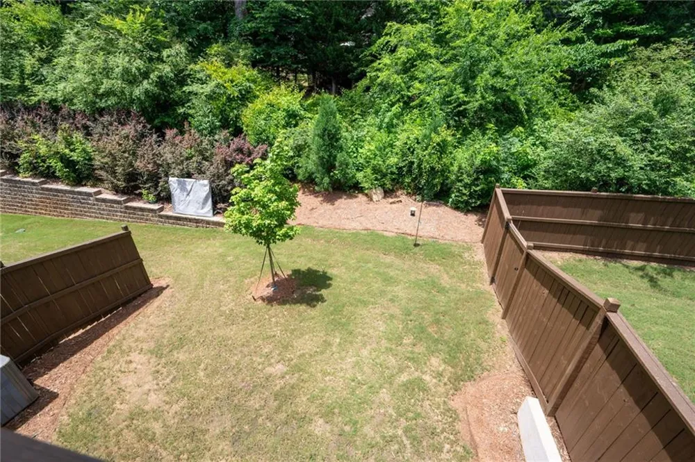 203 Holden Way Woodstock, GA 30189