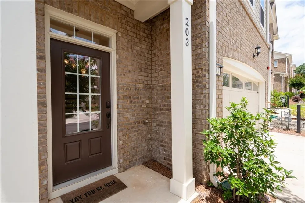 203 Holden Way Woodstock, GA 30189