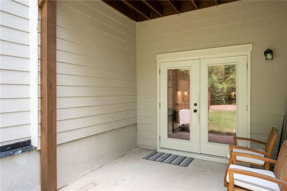 203 Holden Way Woodstock, GA 30189
