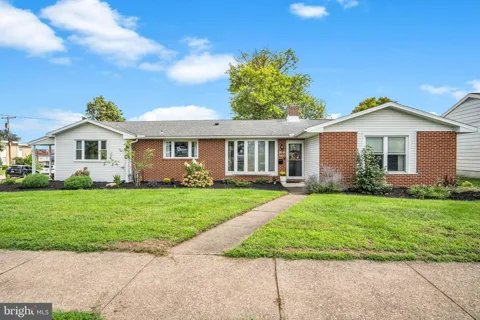 400 BEACON HILL ROAD