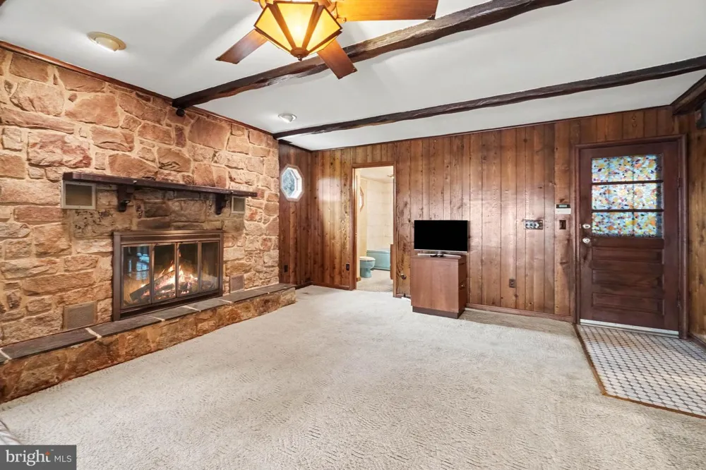 302 WEDGEWOOD ROAD Harrisburg, PA 17109
