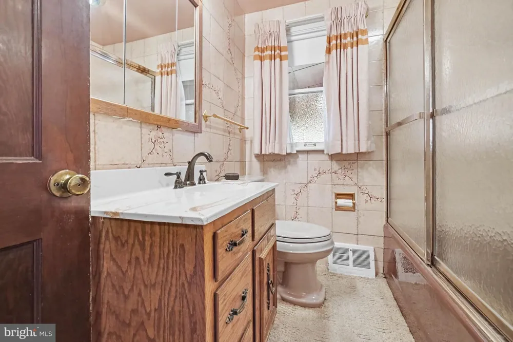 302 WEDGEWOOD ROAD Harrisburg, PA 17109